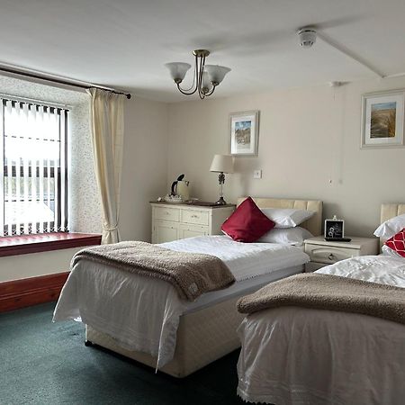 Flambards Hotel Кардиган Екстериор снимка